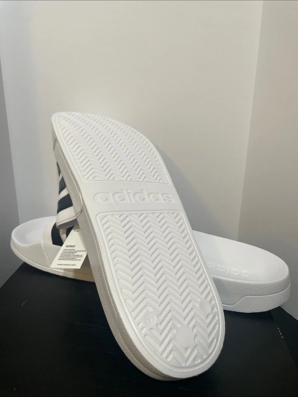 adidas sporty slide